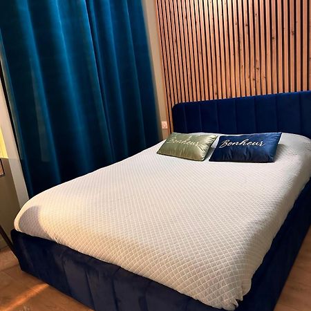Un Appartement En Centre Ville , A 2 Pas Du Chateau De Villers Cotterets Zewnętrze zdjęcie